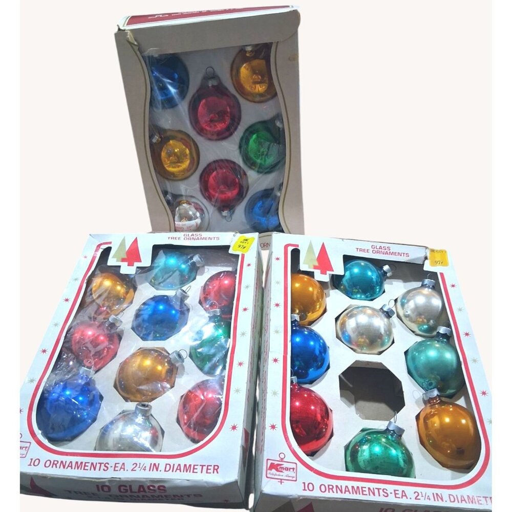 Vintage Glass Christmas Tree Ornaments 2 3/4" Diameter Set Of 10 & 8 Assorted Co